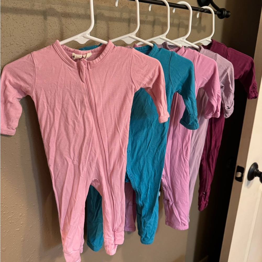 Kyte lot 5 pieces